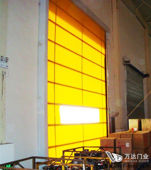 东光工厂堆积门